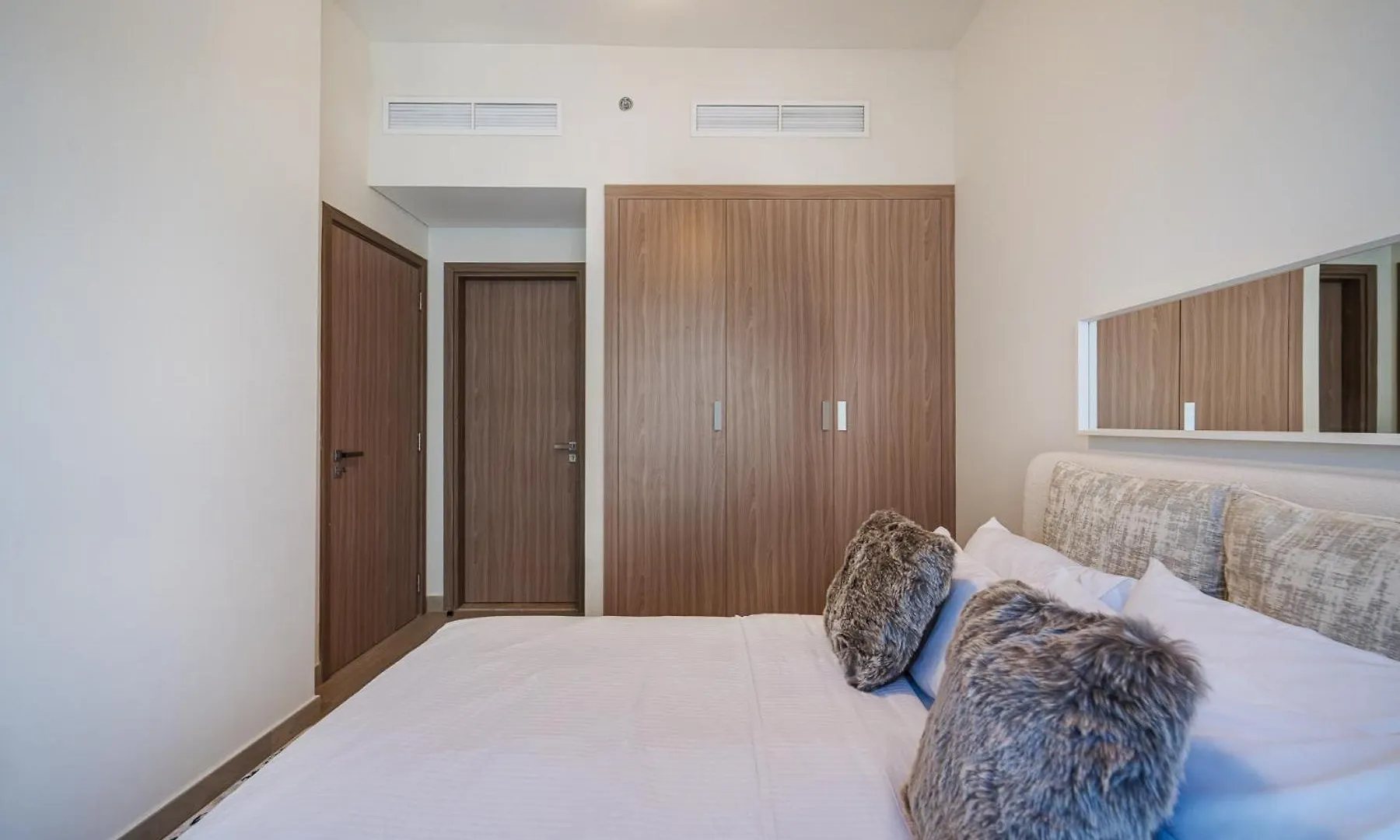 Stylish 1 Bedroom Apartment In Meydan Dubai United Arab Emirates